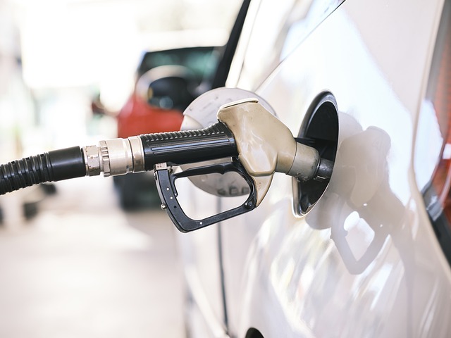 Esta gasolinera bajó los precios
