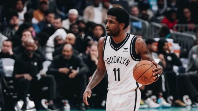 Kyrie Irving dictó cátedra en el Spectrum Center