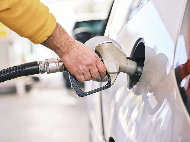 Venden el galón de gasolina en NC en más de $ 4