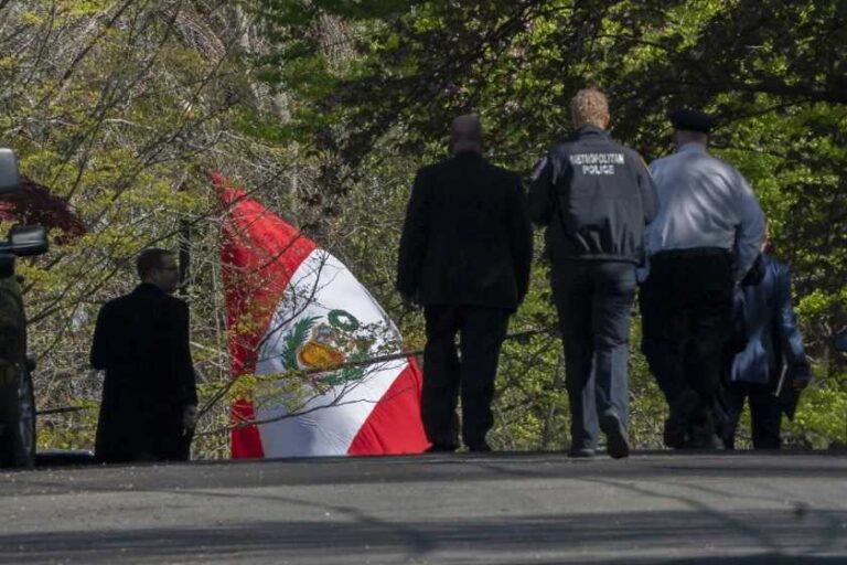 Irrumpió en la residencia del embajador de Perú en Washington