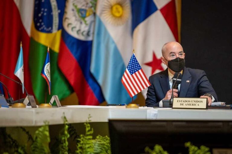 Mayorkas heredó «un sistema roto y desguazado»