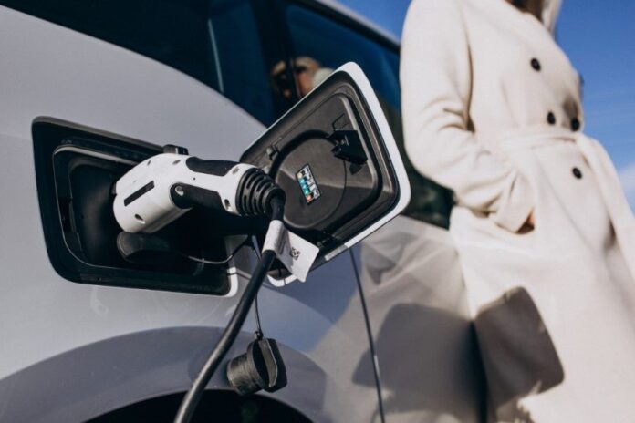 EE. UU., se apresura en la fabricación de baterías para vehículos eléctricos