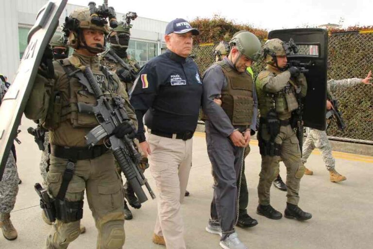 Extraditado a EE. UU, narcotraficante colombiano «Otoniel»
