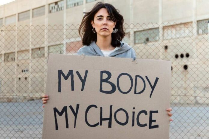 Jen Psaki advirtió sobre veto al aborto