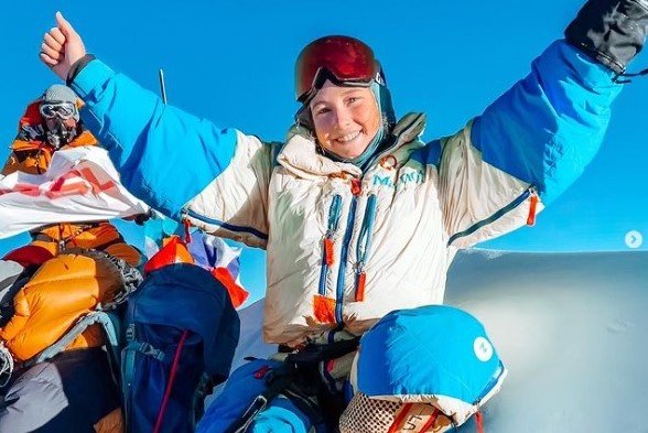 Mujer norteamericana mÃ¡s joven en subir el Monte Everest