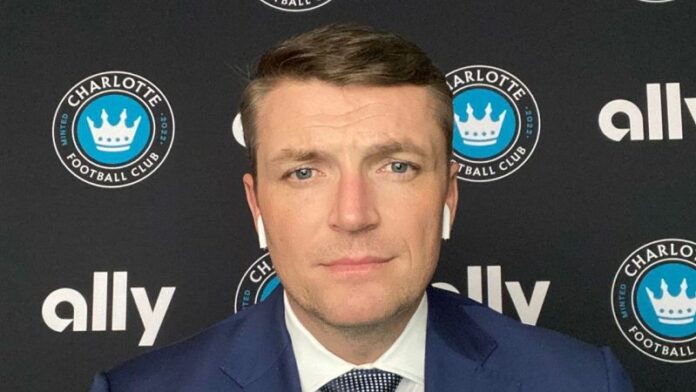Nick Kelly renunció a Tepper Sports & Entertainment