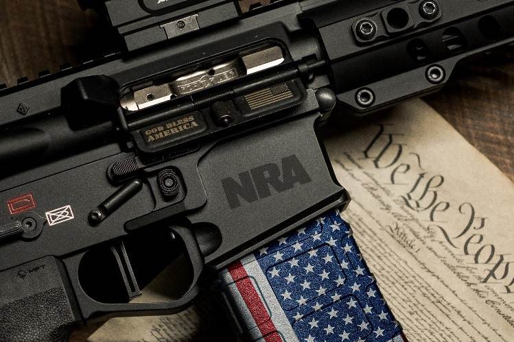 Por qué suben las acciones de la bolsa de fabricantes de armas