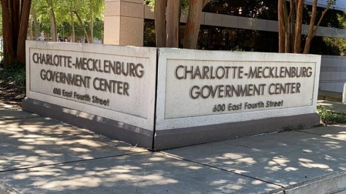 condado-mecklenburg-cierra-por-juneteenth