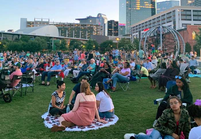 Serie de conciertos al aire libre en Charlotte