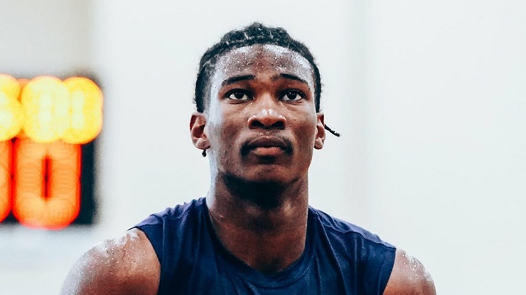 Kai Jones: Del atletismo a los Hornets