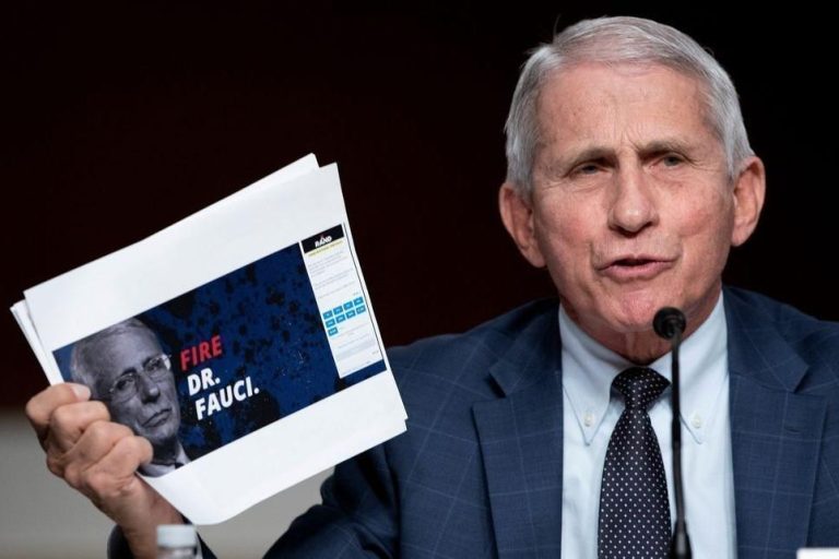 Anthony Fauci renunció como epidemiólogo jefe de EE. UU.
