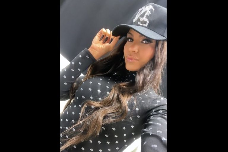 Cantante dominicana busca ser «Más salvaje» tras su maternidad