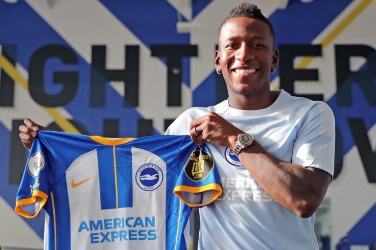 Lateral Hispano llega a la Premier League