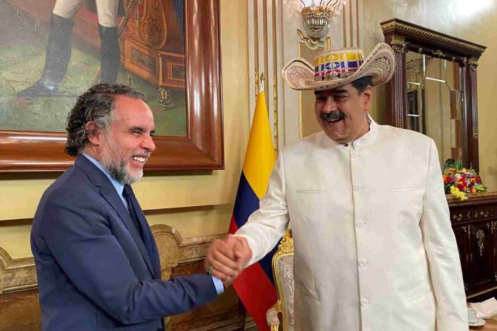 ¿Restablecimiento de relaciones diplomáticas entre Colombia y Venezuela