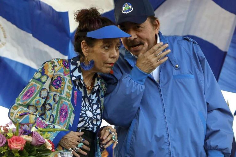 Daniel Ortega ilegaliza otras 100 ONG