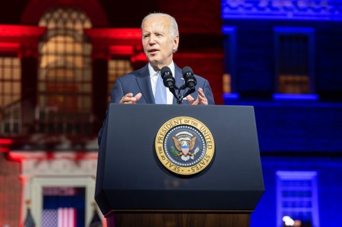 Discurso encendido de presidente Biden desde Philadelphia