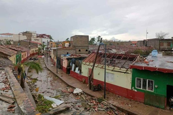 Tormenta tropical Roslyn dejó víctimas mortales en Nayarit