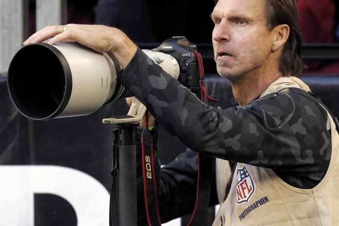 Inmortal pitcher ahora es fotógrafo acreditado de la NFL