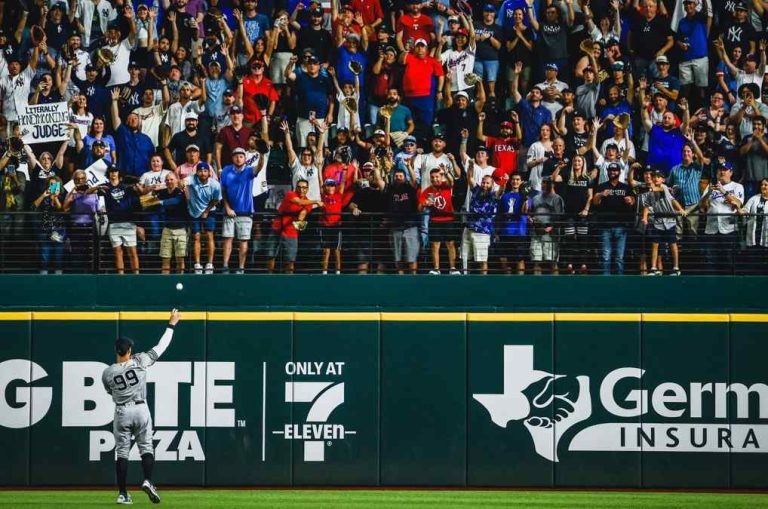 Nuevo jugador con más jonrones en una temporada de la Liga Americana