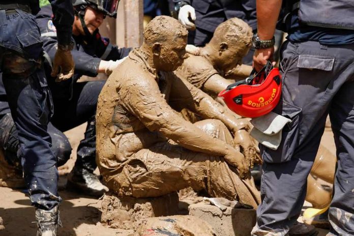 Siguen subiendo las cifras mortales del deslave de Las Tejerías