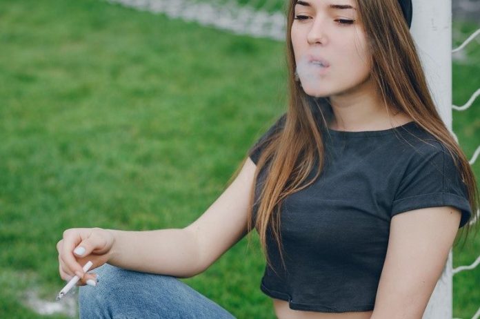 Consumo de tabaco entre adolescentes en Estados Unidos