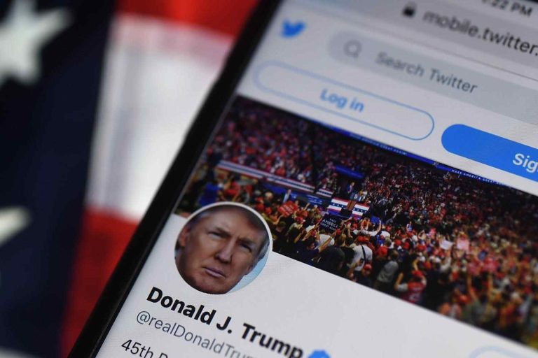 Elon Musk restablece la cuenta de Twitter de Donald Trump