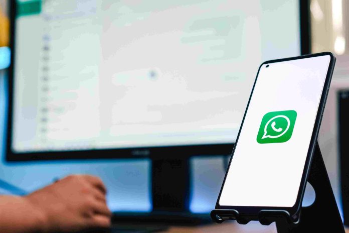 WhatsApp permitirá usar el mismo número en dos celulares