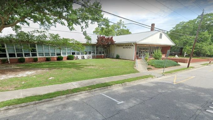 Estudiante de sexto grado disparó un arma en salón de clases