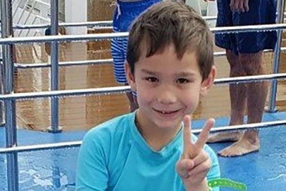 Niño de 5 años sigue desaparecido en California por inundaciones