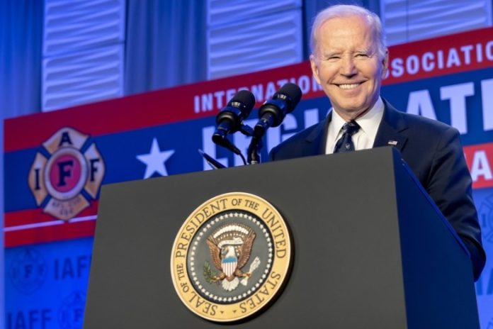 Biden propone subir impuesto para salvar el Medicare