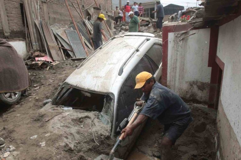 Estado de Emergencia por el devastador Ciclón Yaku en Perú