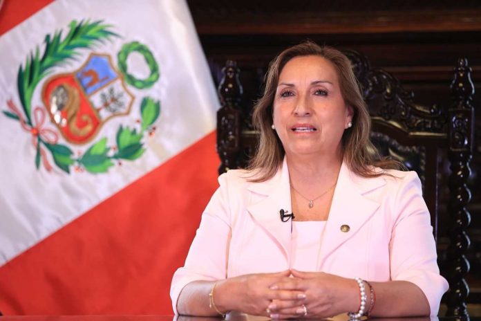 Perú retira embajador de Bogotá