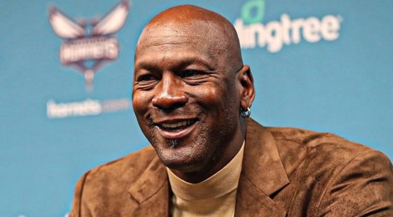 ¿Michael Jordan dejará de ser el propietario de los Hornets?