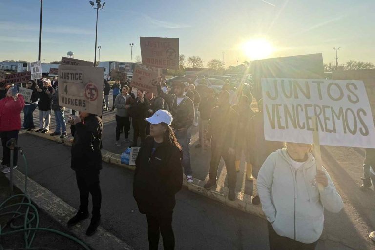 Trabajadores de Tyson Foods van a huelga