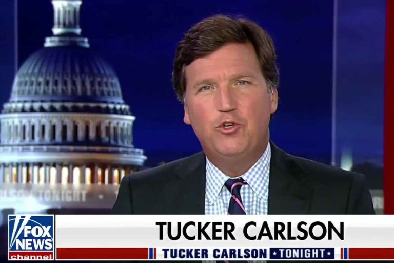 Tucker Carlson renunció a Fox News tras acuerdo con Dominion