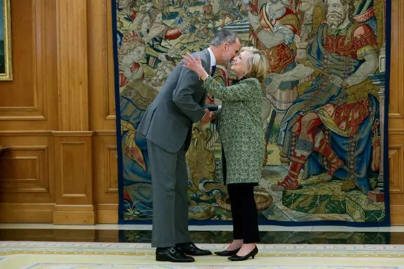 El Rey Felipe de España y Hillary Clinton