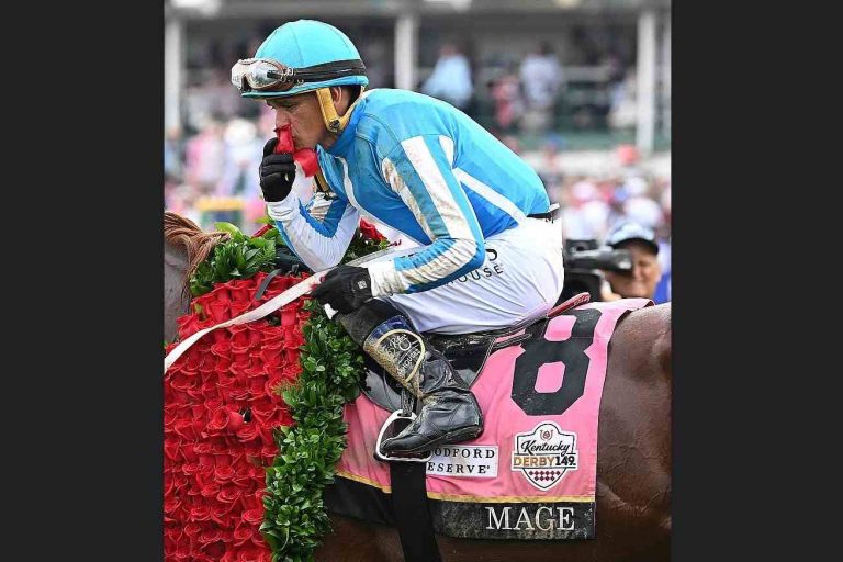 Jockey hispano se coronó en el Derby de Kentucky