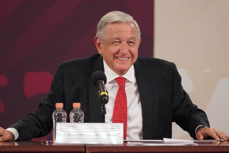 López Obrador a Ron DeSantis, Ojalá y los hispanos no le den un voto