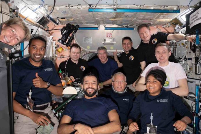 Novedades del regreso a la Tierra la tripulación privada de la ISS