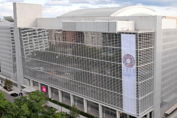 Banco Mundial hace proyecciones de crecimiento global en 2023