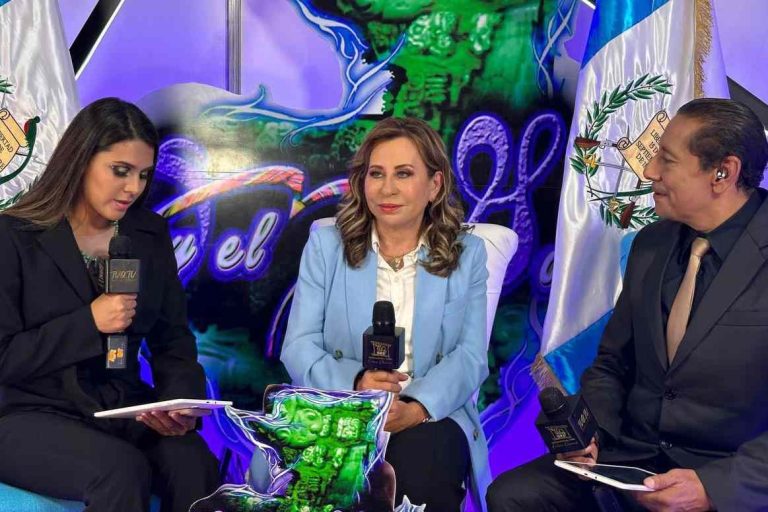 Carrera presidencial en Guatemala bajo la sombra de expresidentes