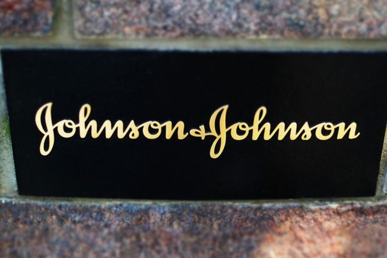 Johnson & Johnson's pagará $18.8 millones a hombre en California