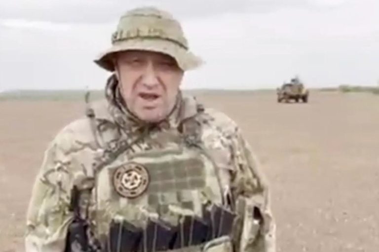 Mercenarios rusos se retiran de Bakhmut por falta de municiones