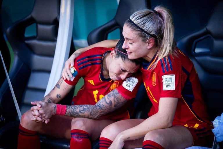 Jenni Hermoso se pronuncia por no ser convocada a la selección de España