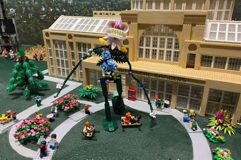 Miniland LEGO motivado por la llegada del otoño y próximo Halloween