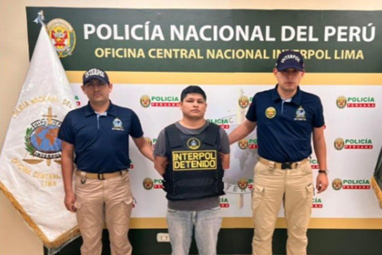 Peruano arrestado por realizar 150 amenazas de bomba en Estados Unidos
