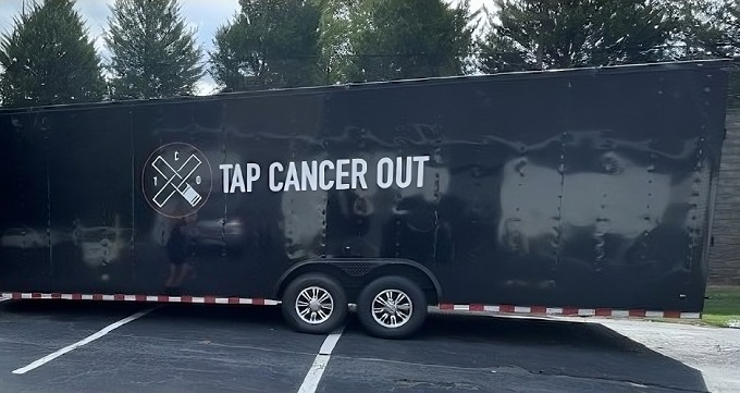 roban-trailer-en-sc-de-organizacion-que-lucha-contra-el-cancer