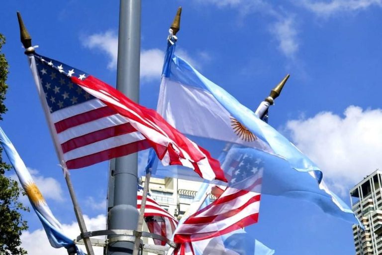 Ola de amenazas de bombas en embajadas de EE. UU., e Israel en Buenos Aires