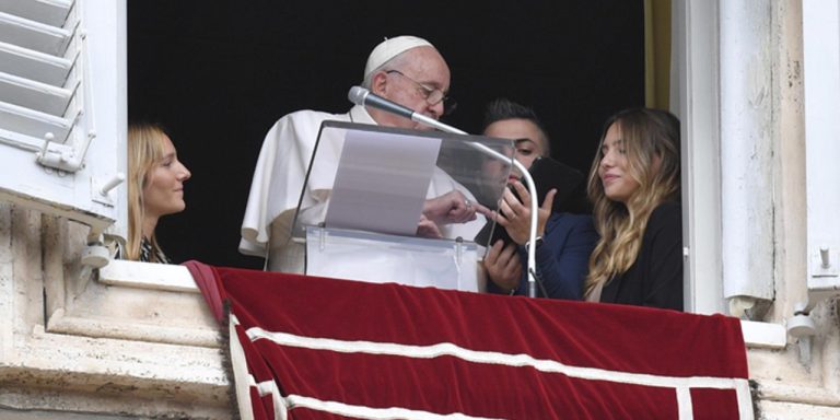 Papa Francisco: Rechazar a migrantes es considerado un pecado grave