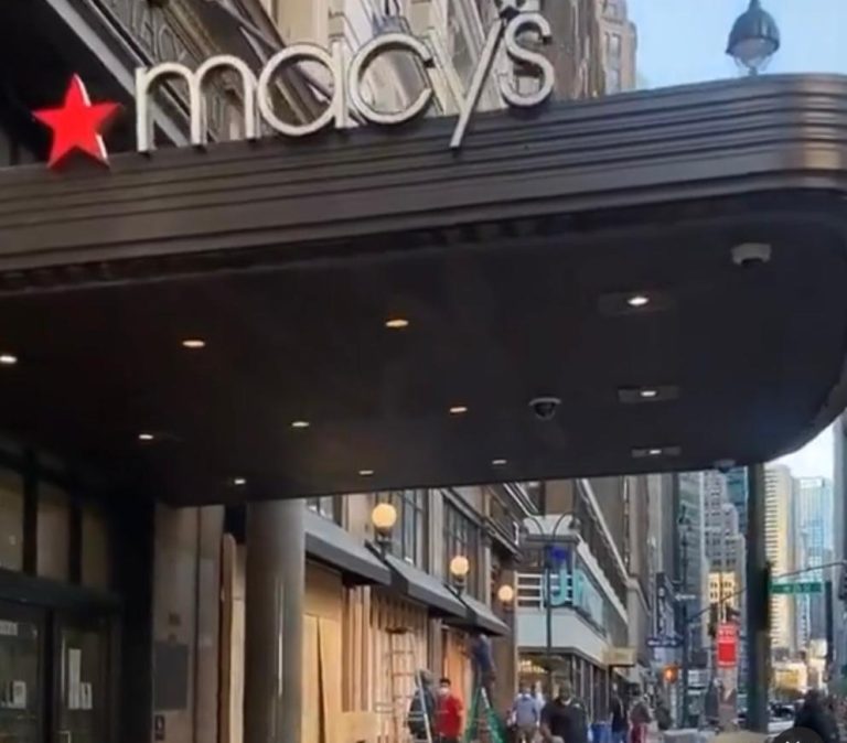 Macy’s anuncia el cierre de varias de sus tiendas